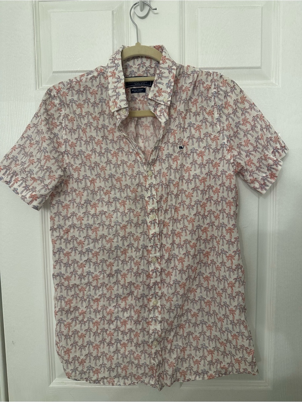Vineyard Vines White Short-Sleeve Shirt with Coral Palm Print